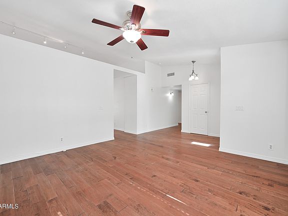 3rd image of 313 S Ocean Dr