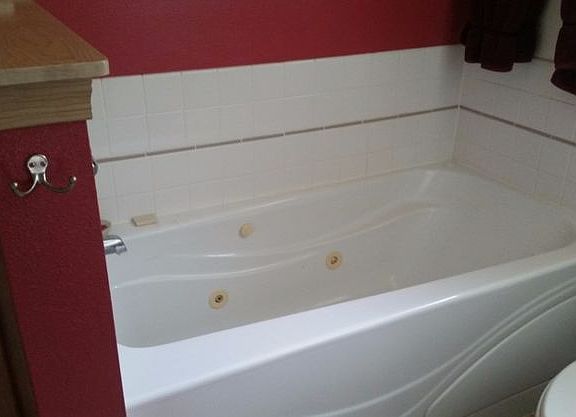 Jetted Tub