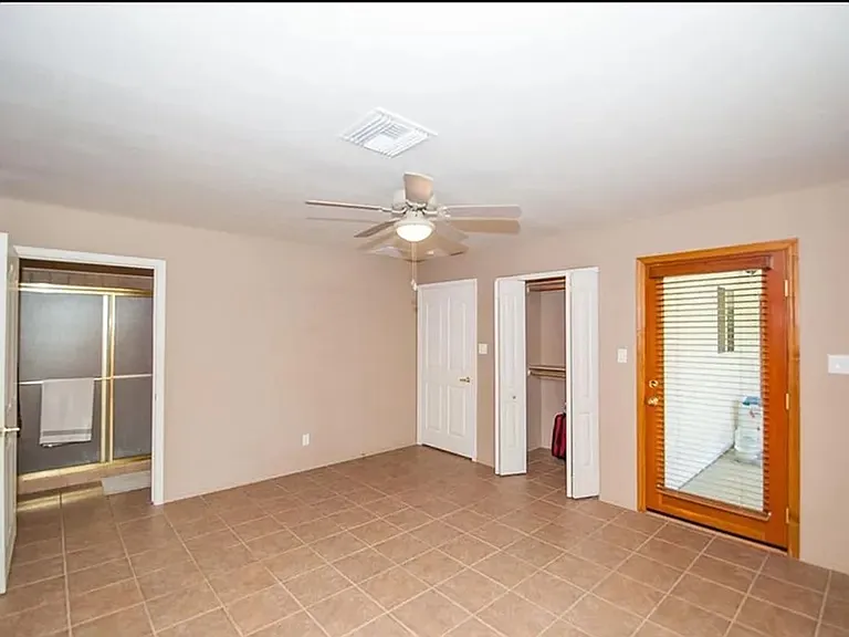 2153 W 22nd Pl — Photo 8