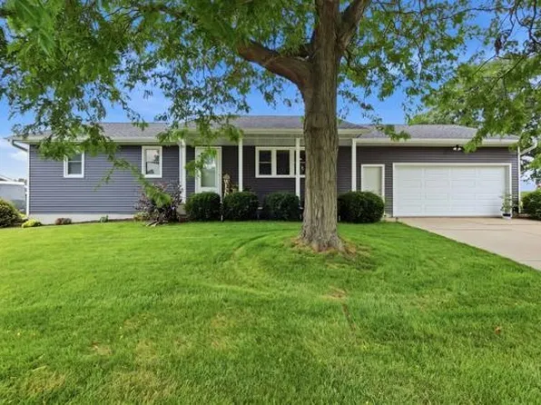 706 Johnson St, Monticello, WI 53570