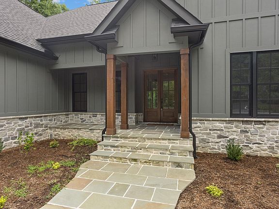 4th image of 328 Glen Hollow Rd