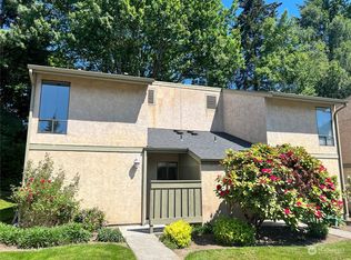 10040 NE 138th Pl APT K2, Kirkland, WA
