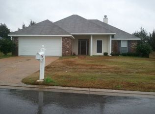 109 Oak Leaf Way, Pearl, MS 39208