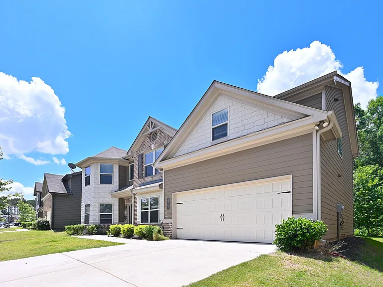 4067 Water Mill Dr — Photo 2