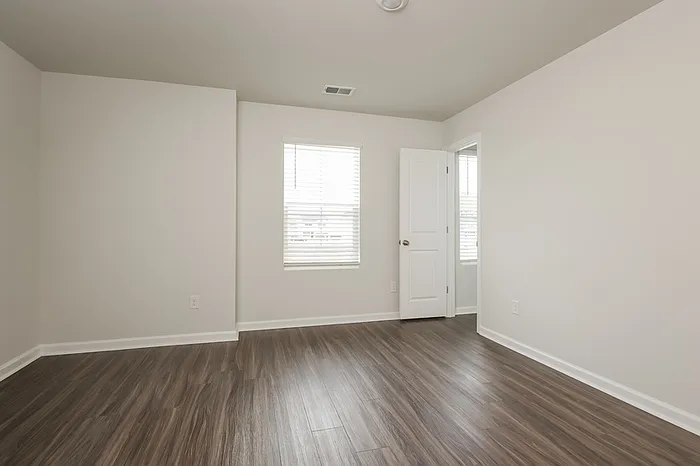 111 Percheron Dr — Photo 11