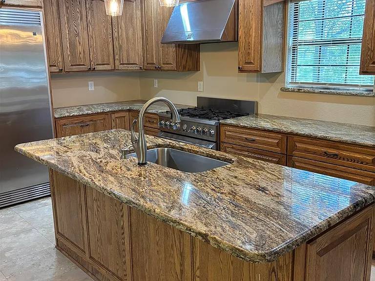 1002 Daffin Rd #1002 — Photo 11