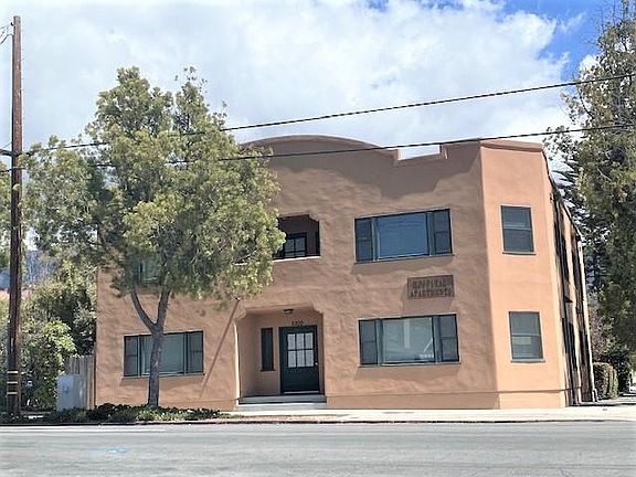 5th image of 2300 De La Vina St #8