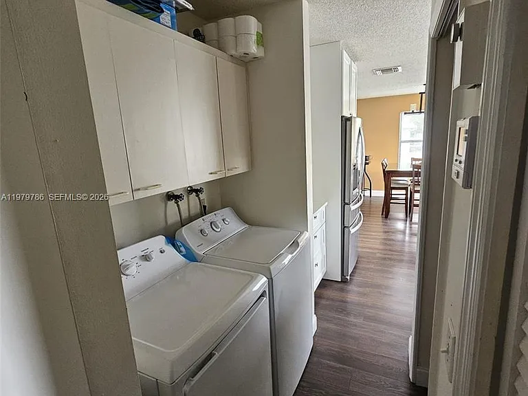 161 SE Village Dr #161 — Photo 11