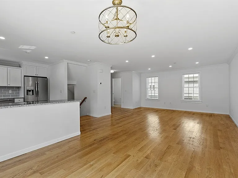 27 Mill St #D — Photo 7