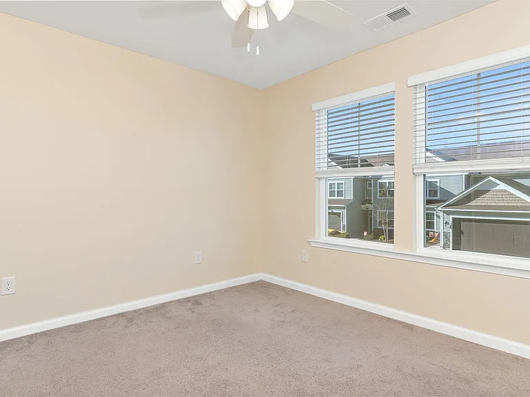 132 Machrie Loop #B — Photo 22