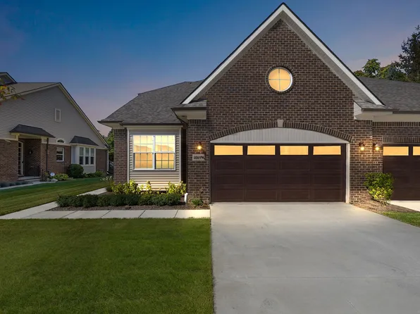 40699 Azalea Dr, Clinton Township, MI 48036