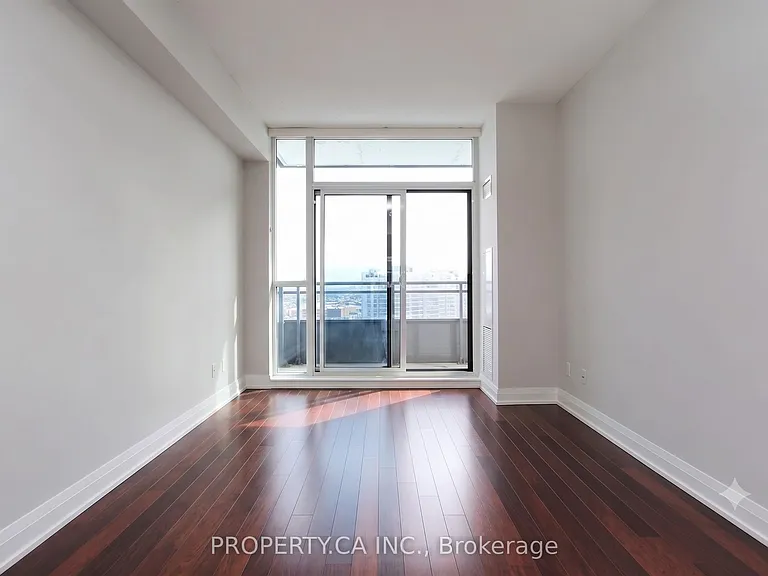 85 N Park Rd #807 — Photo 8