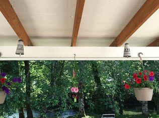 1082 N River Bend Rd, Otis, OR 97368