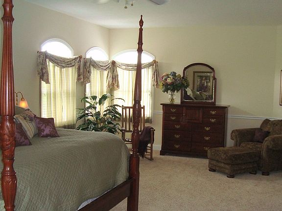 LISTING ID#22037128 MASTER BEDROOM