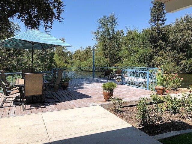 2nd image of 233 N Trout Lake Dr