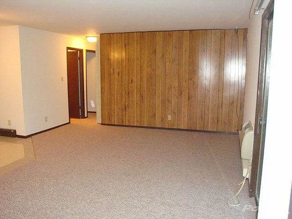 2 Living Room 2 Somers #9 Move In 6-2-14 (6) (Copy)