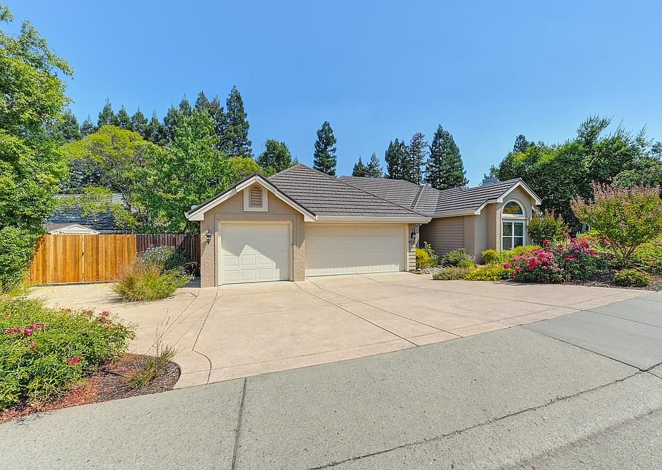 1st image of 9339 Wellington Way