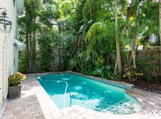 3104 W Oakellar Ave, Tampa, FL 33611