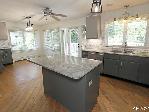 3rd image of 60 Ferguson Road
