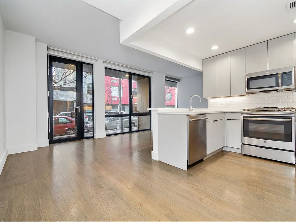 1st image of 155 Attorney St APT 1B