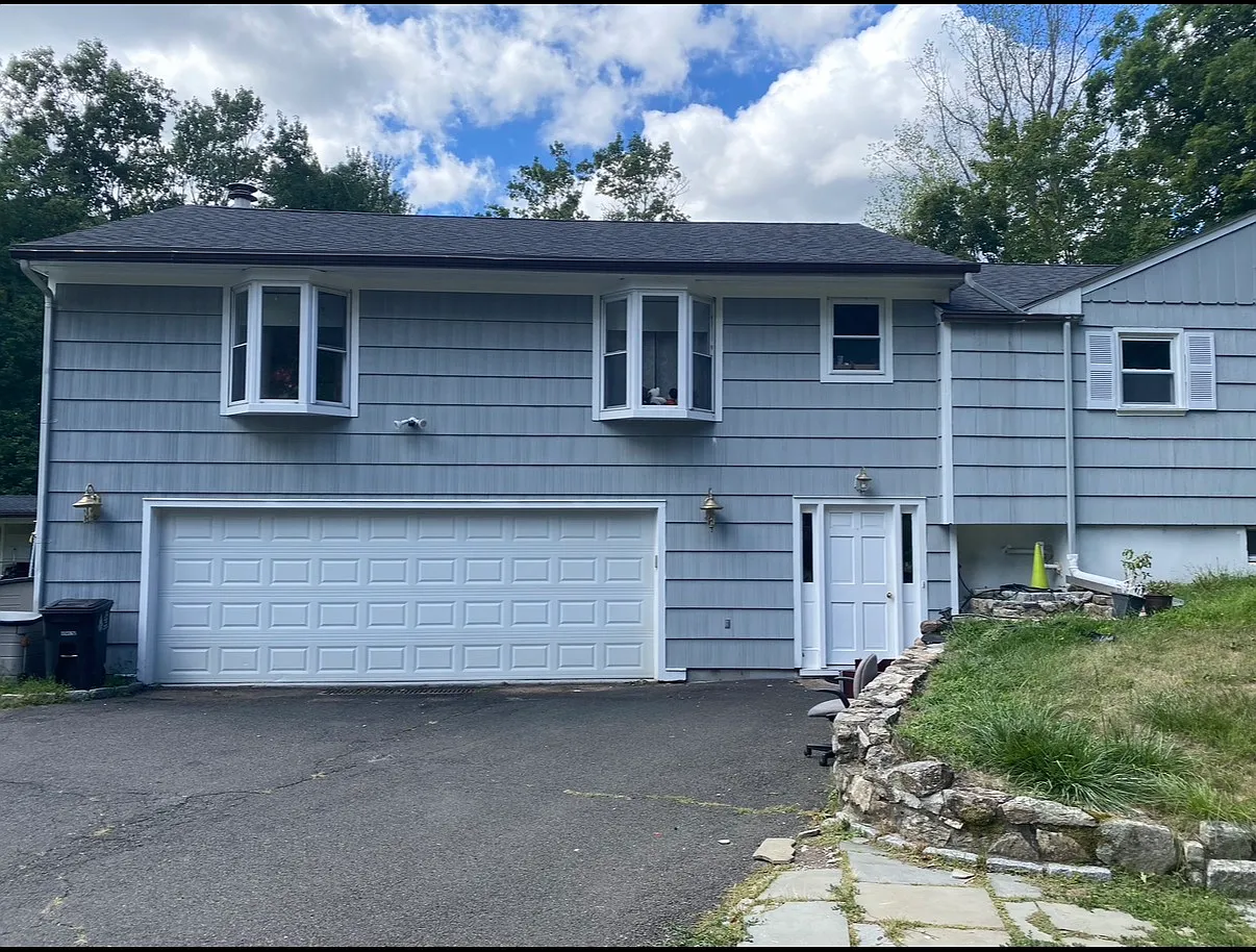 2054 Long Ridge Rd — Photo 1