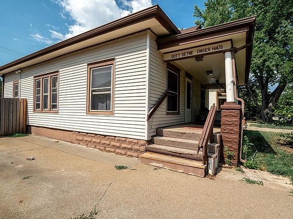 2nd image of 423 Morrison Ave