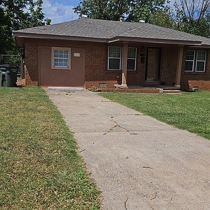 3rd image of 3301 SE 20th St