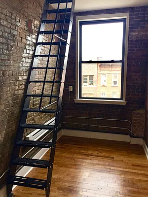 Rented by Go Greenpoint Real Estate | media 19