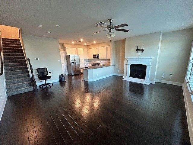 1st image of 2424 Eureka Way