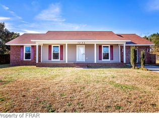 7846 Adrian Dr, Fayetteville, NC 28314