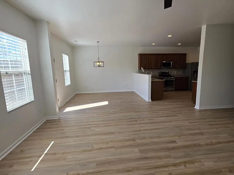 4209 Auburn Hills Dr — Photo 10