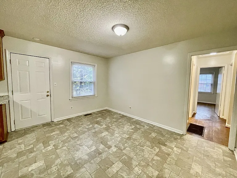 3533 Furman Dr — Photo 6