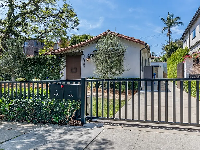 10385 Ilona Ave — Photo 3