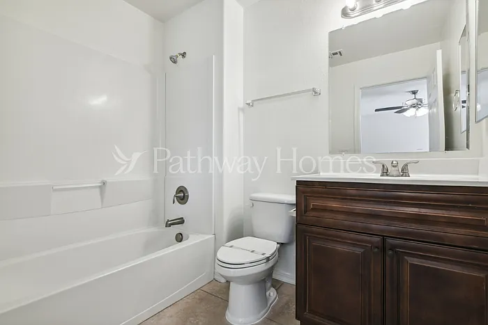 207 W Latona Rd — Photo 13