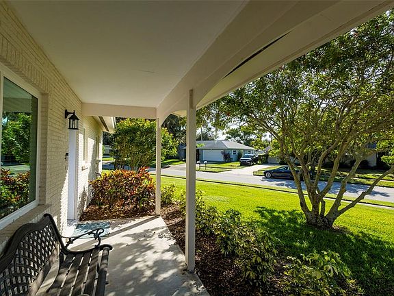 3rd image of 3005 Chase Cir