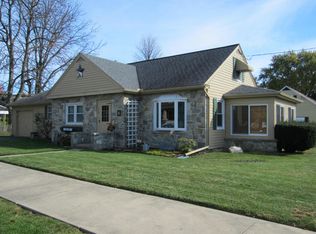 317 W Ferdinand St, Manheim, PA 17545