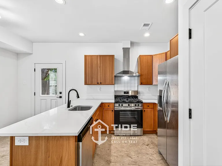 5808 Knight St — Photo 13