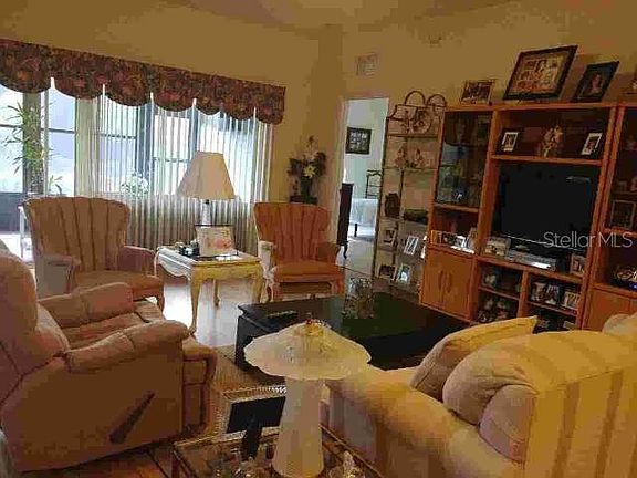 3rd image of 4219 Dornoch Dr