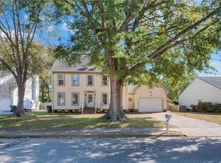 8 Mayer Ct, Hampton, VA 23664
