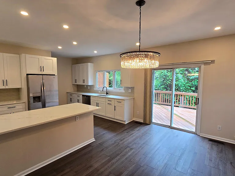 2919 Mainstone Dr — Photo 6