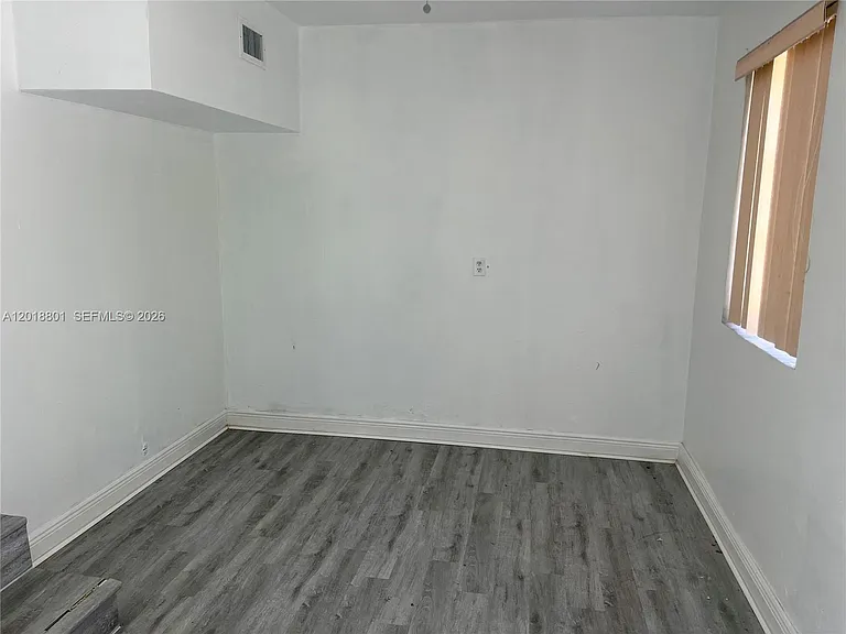 1801 NW 88th St — Photo 4