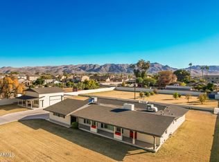 705 W Harwell Rd, Phoenix, AZ 85041