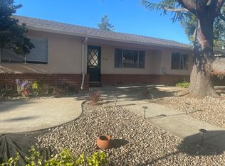 800 Moraga Dr, Mountain View, CA 94041