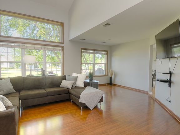 3rd image of 1515 Chatfield Ct #1515