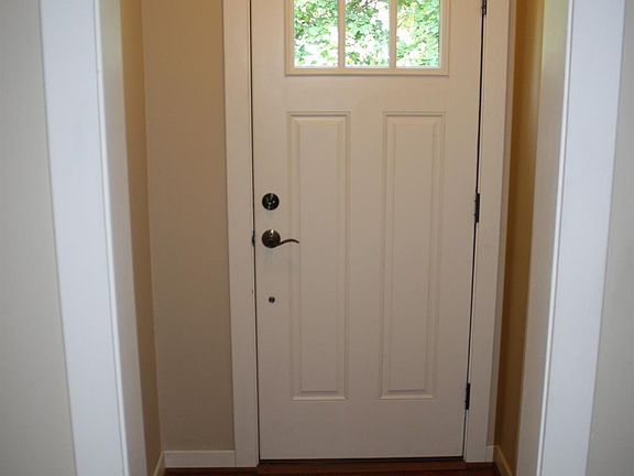 4th image of 1440 Kensington Dr