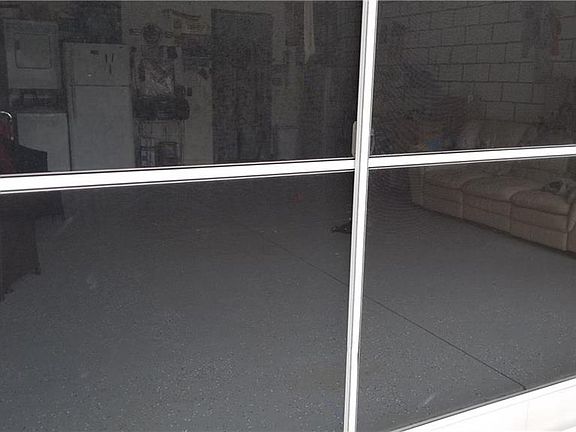 2nd image of 1905 Lakeview Way