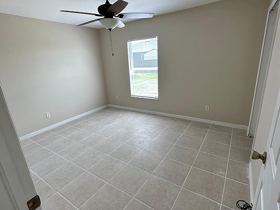 4th image of 1031 NW 9th Ave