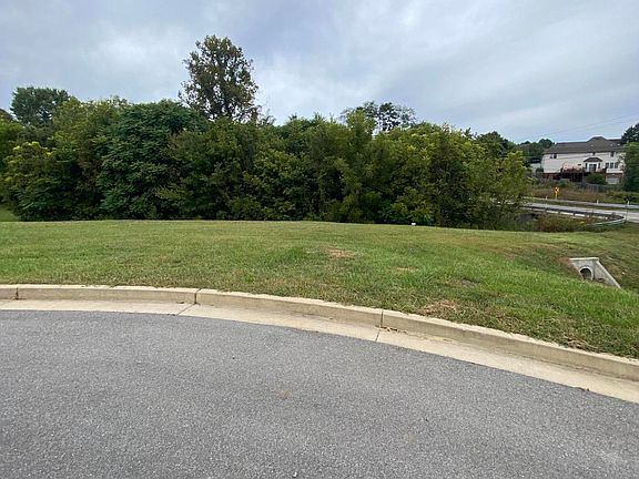 4th image of 4216 Marable Ln