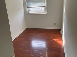 2126 Fuller St, Philadelphia, PA 19152