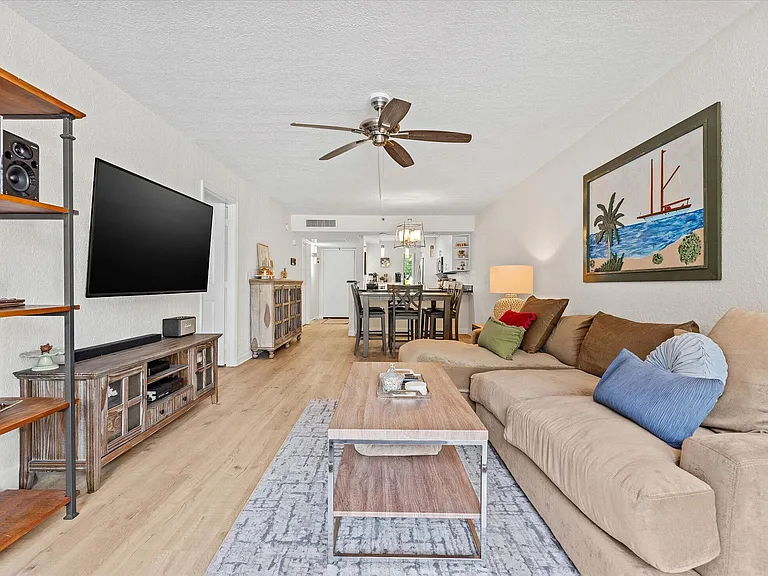 21 Royal Palm Way #1050 — Photo 11